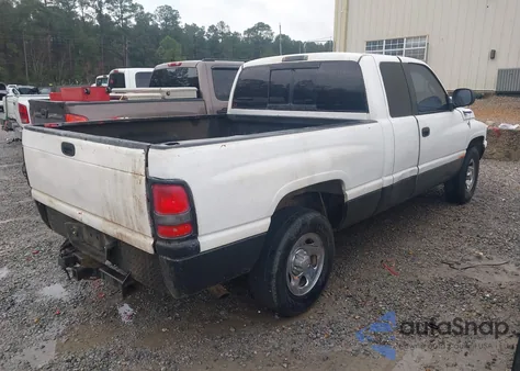 2000 Dodge Ram 1500 St from USA, damaged, VIN 3B7HC13Y5YM211205